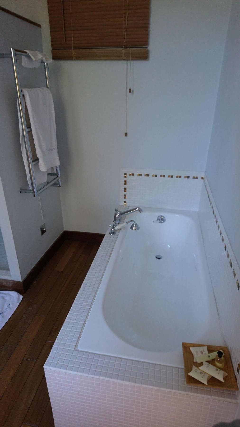 Ch\u00E2teau Martinay Hotel Carpentras Eksteriør billede